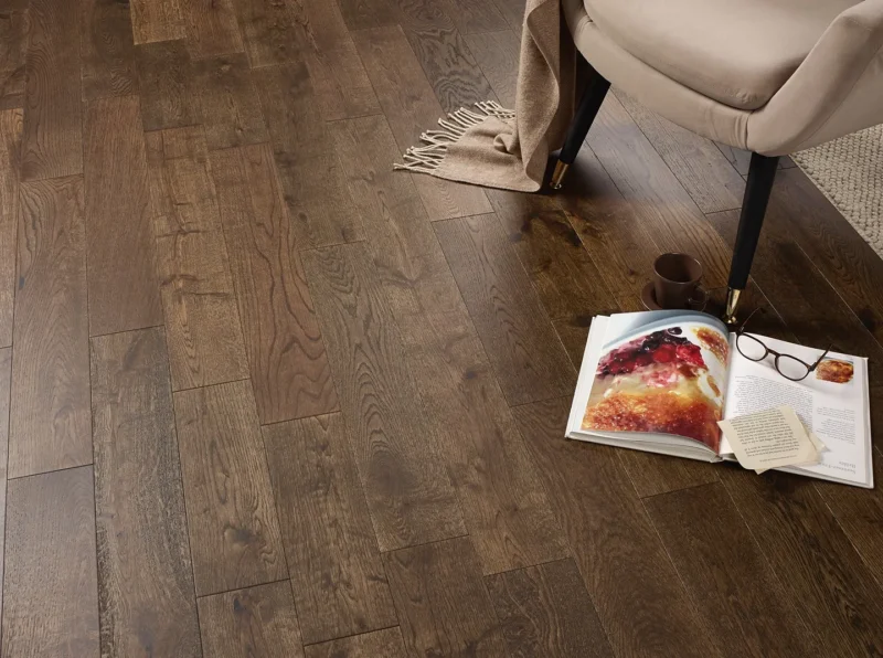 125 Smoked Brushed & Lacquered - Westminster