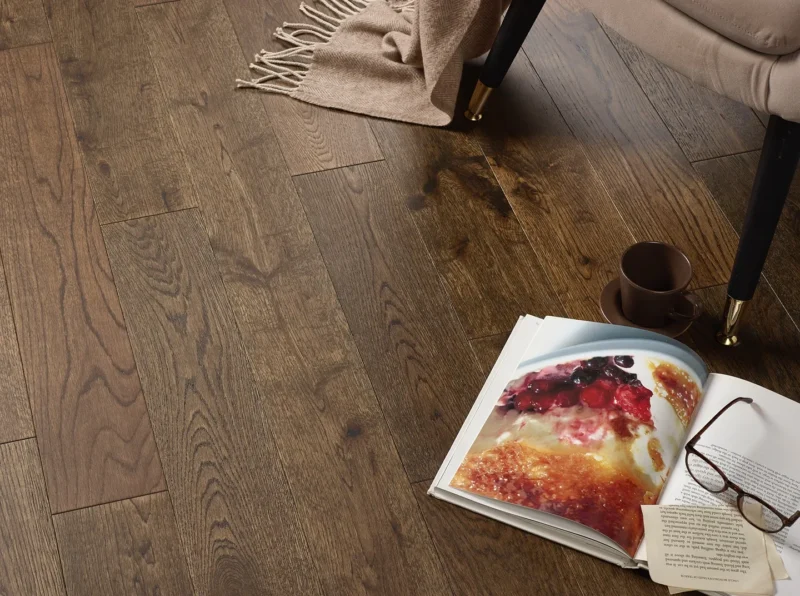 125 Smoked Brushed & Lacquered - Westminster - Image 2