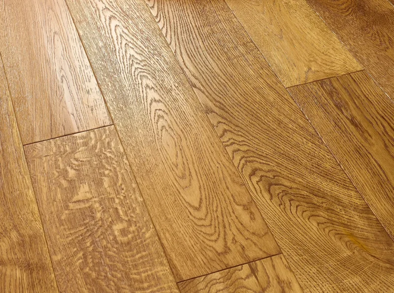 180 Deep Brushed Handscraped Golden Brushed & Lacquered - Chelsea