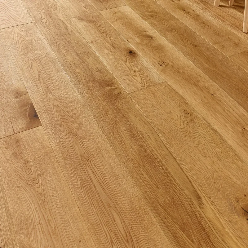 180 Deep Brushed Handscraped Natural Brushed & Lacquered - Chelsea
