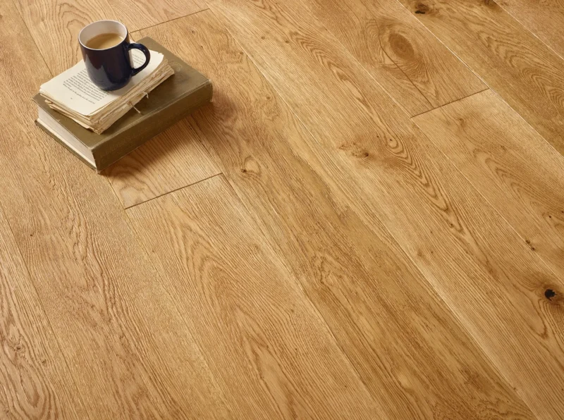 180 Deep Brushed Handscraped Natural Brushed & Lacquered - Chelsea - Image 2